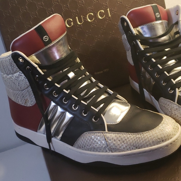 Rare Gucci Sneakers - Picture 3 of 10